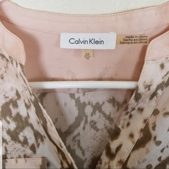 Calvin klein| snake print button down blouse - Picture 3 of 5